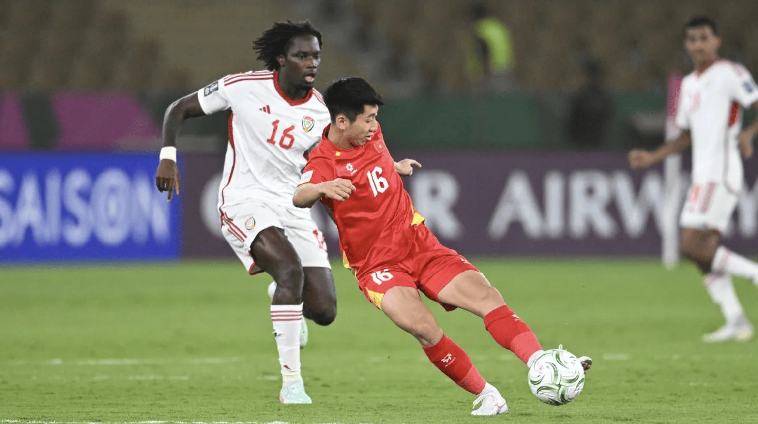 世俱杯买球网站-90分钟：越南2-2阿联酋，阮黎发、门哈利破门，将进入加时